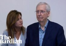 Mitch McConnell appears to freeze again at Kentucky event